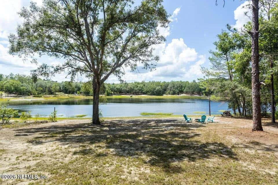 Photo of 168 Hour Glass Circle, Hawthorne, FL 32640 (MLS # GC542968)
