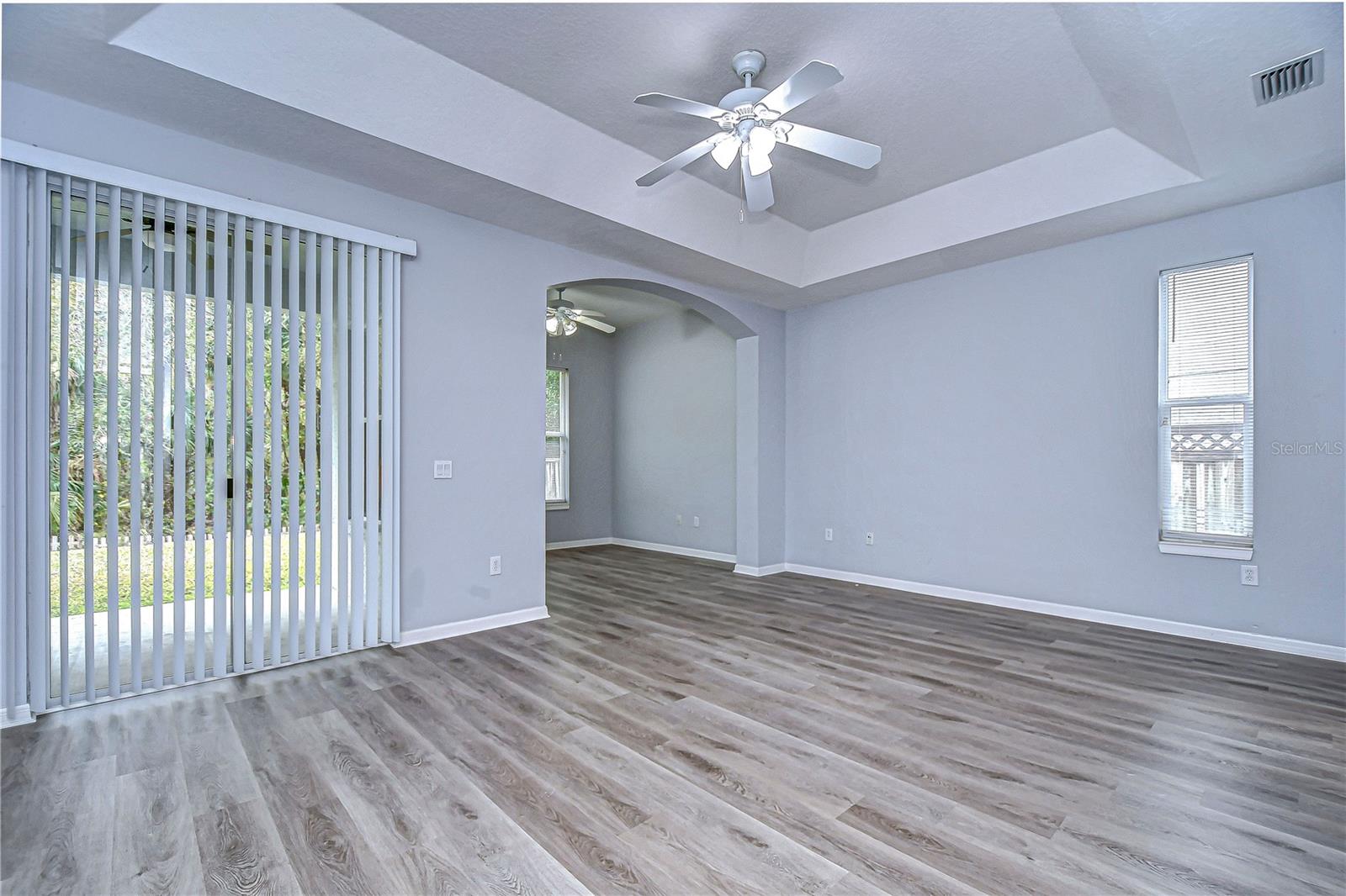 TAMPA PALMS AREA 04 REP - Residential