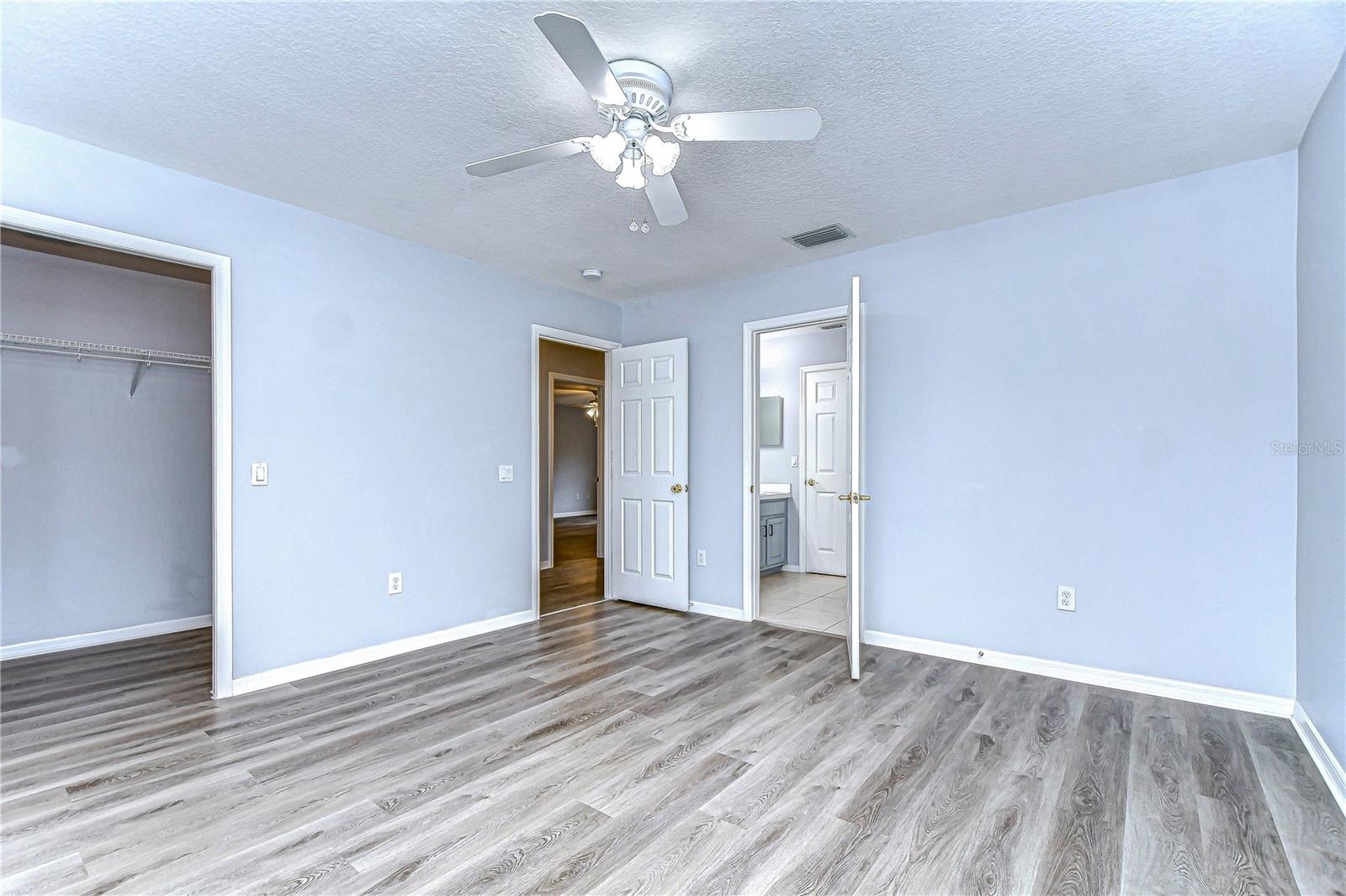 TAMPA PALMS AREA 04 REP - Residential