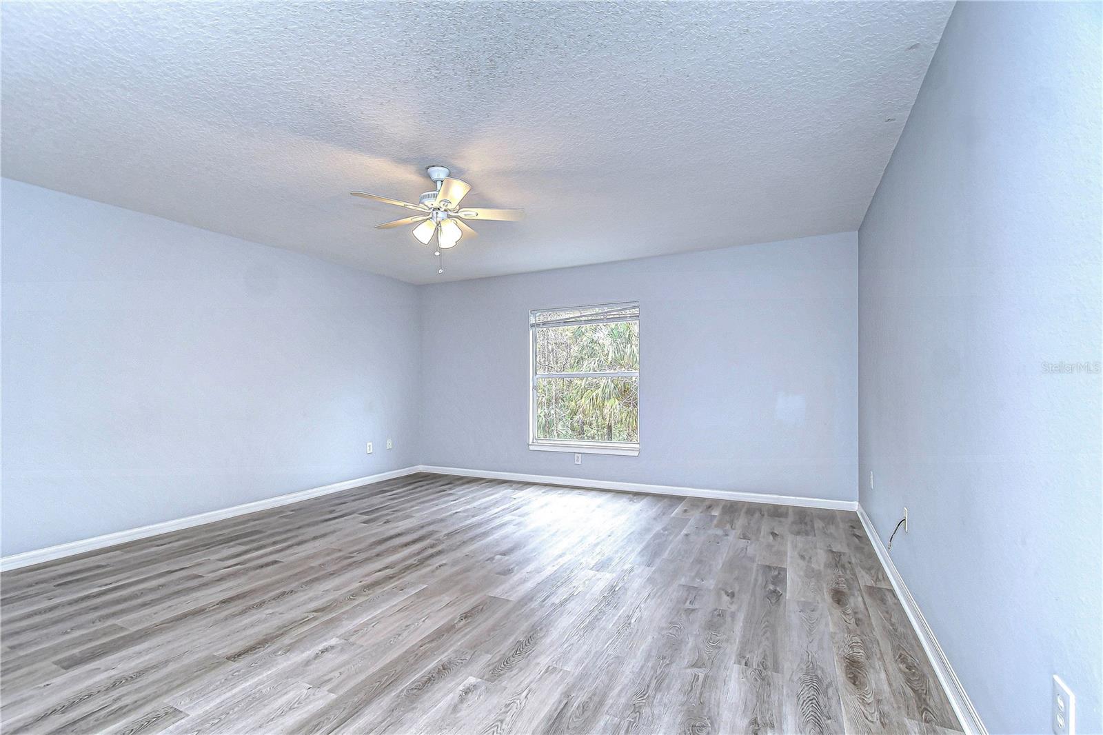 TAMPA PALMS AREA 04 REP - Residential