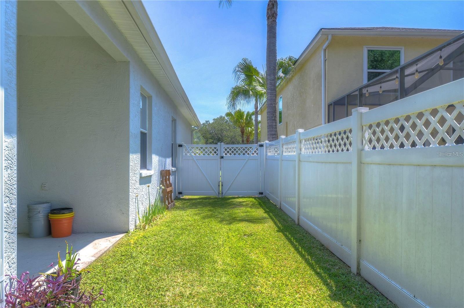 TAMPA PALMS AREA 04 REP - Residential