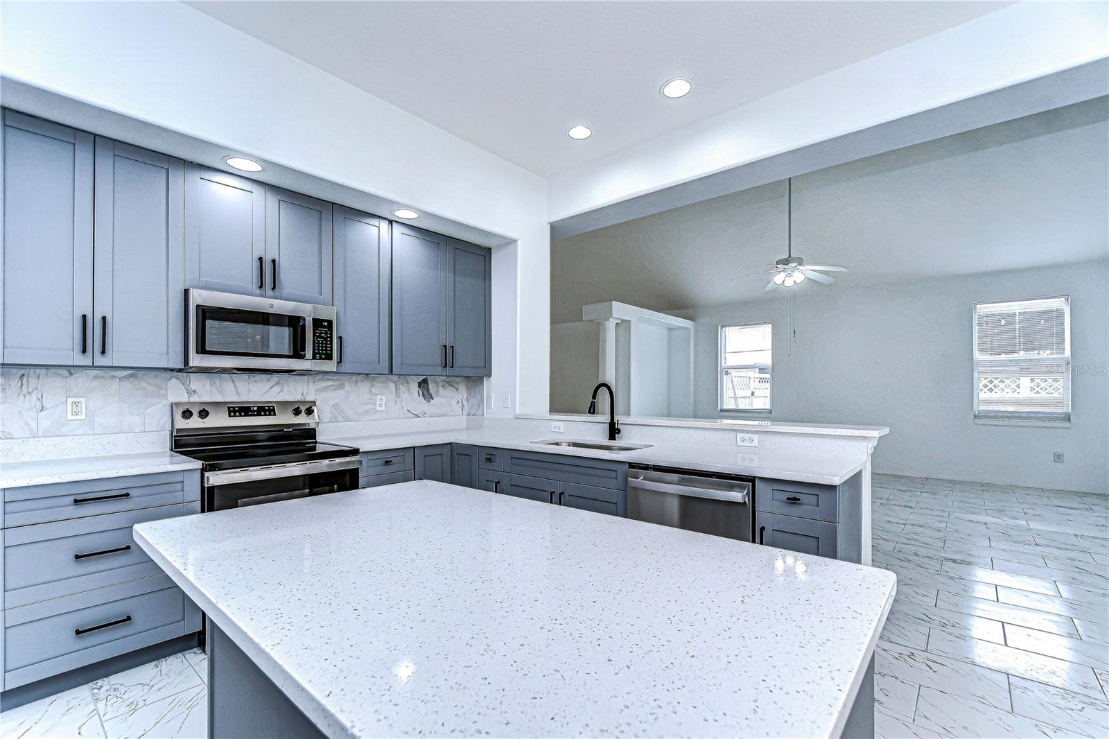 TAMPA PALMS AREA 04 REP - Residential