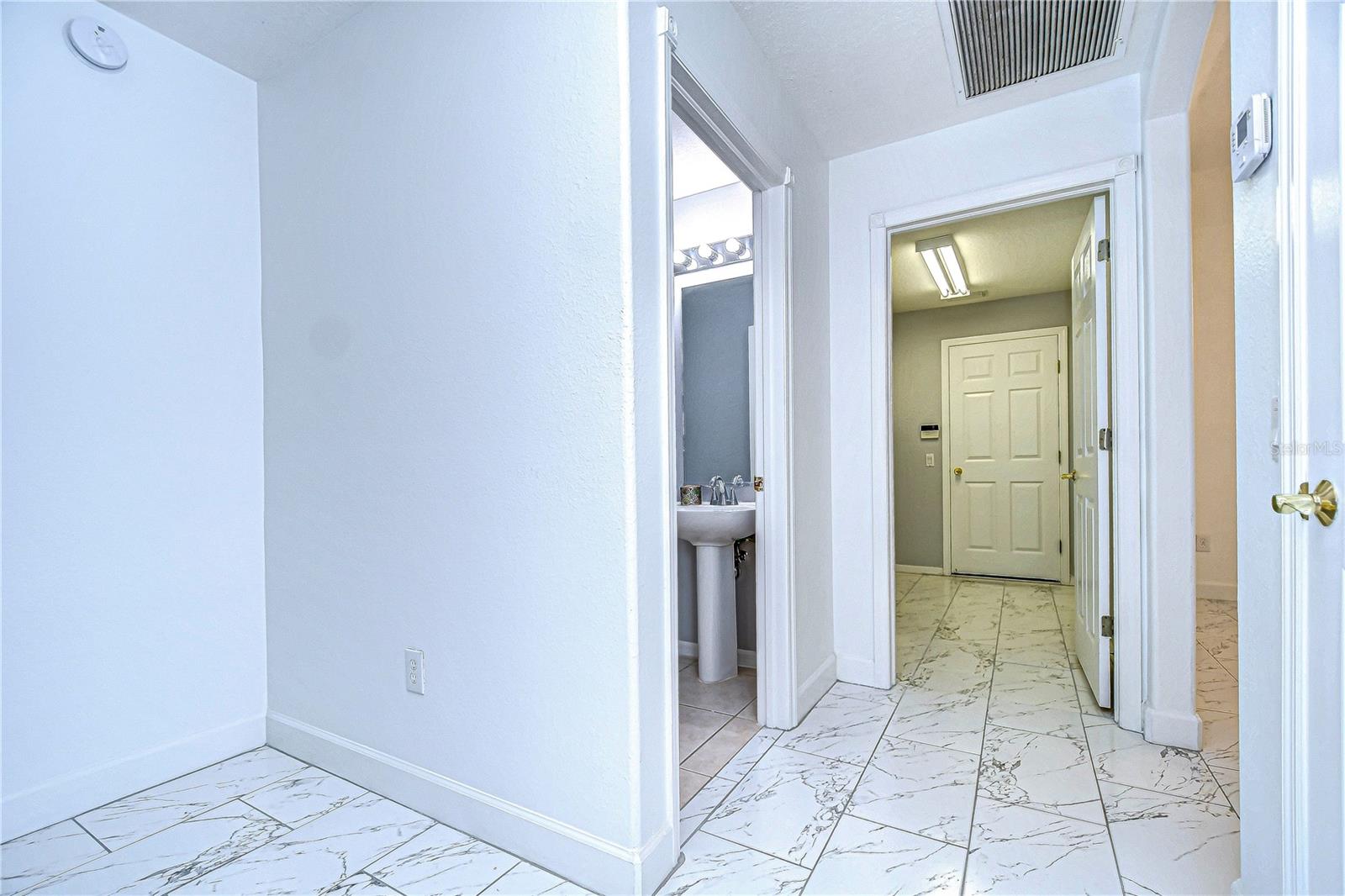 TAMPA PALMS AREA 04 REP - Residential