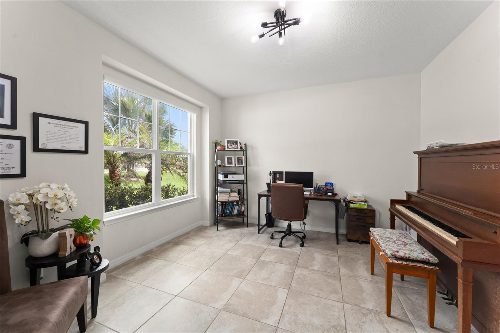 2401 OXMOOR DRIVE