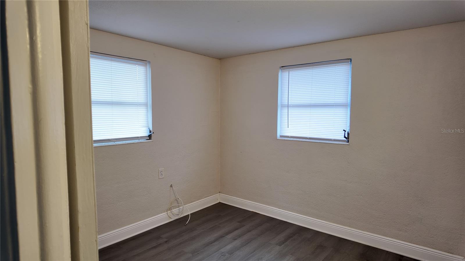 ZEPHYRHILLS COLONY CO SUB - Residential Lease