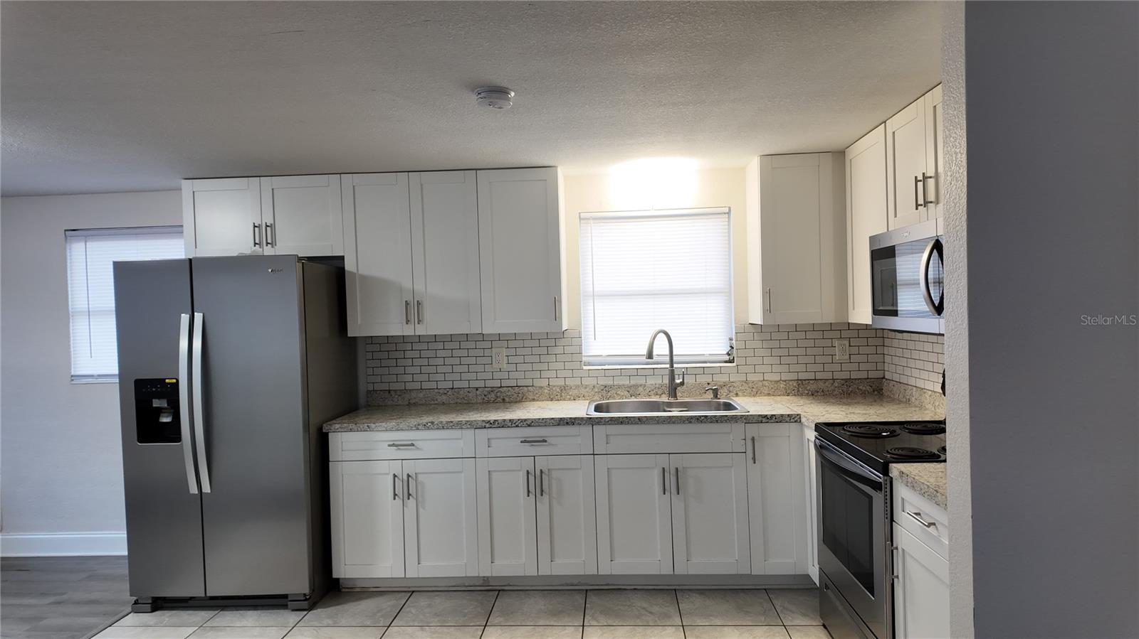 ZEPHYRHILLS COLONY CO SUB - Residential Lease