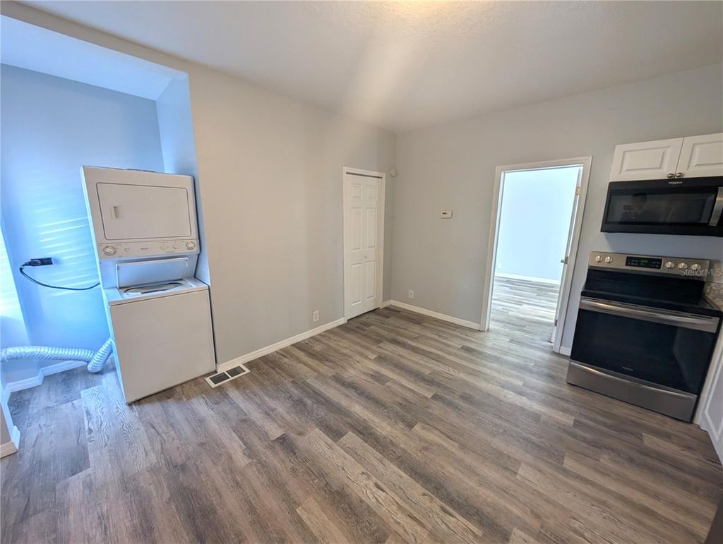 Photo of 103 S Westland Avenue, Tampa, FL 33606 (MLS # O6386984)