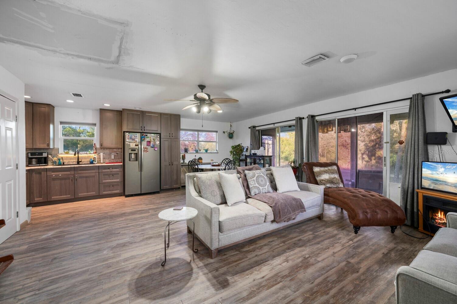 ROYAL PARK ESTATES - Residential