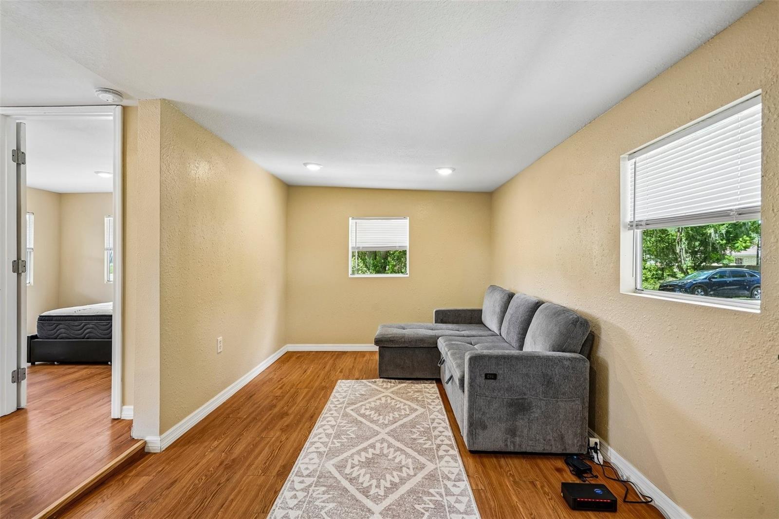 APACHE SHORES - Residential