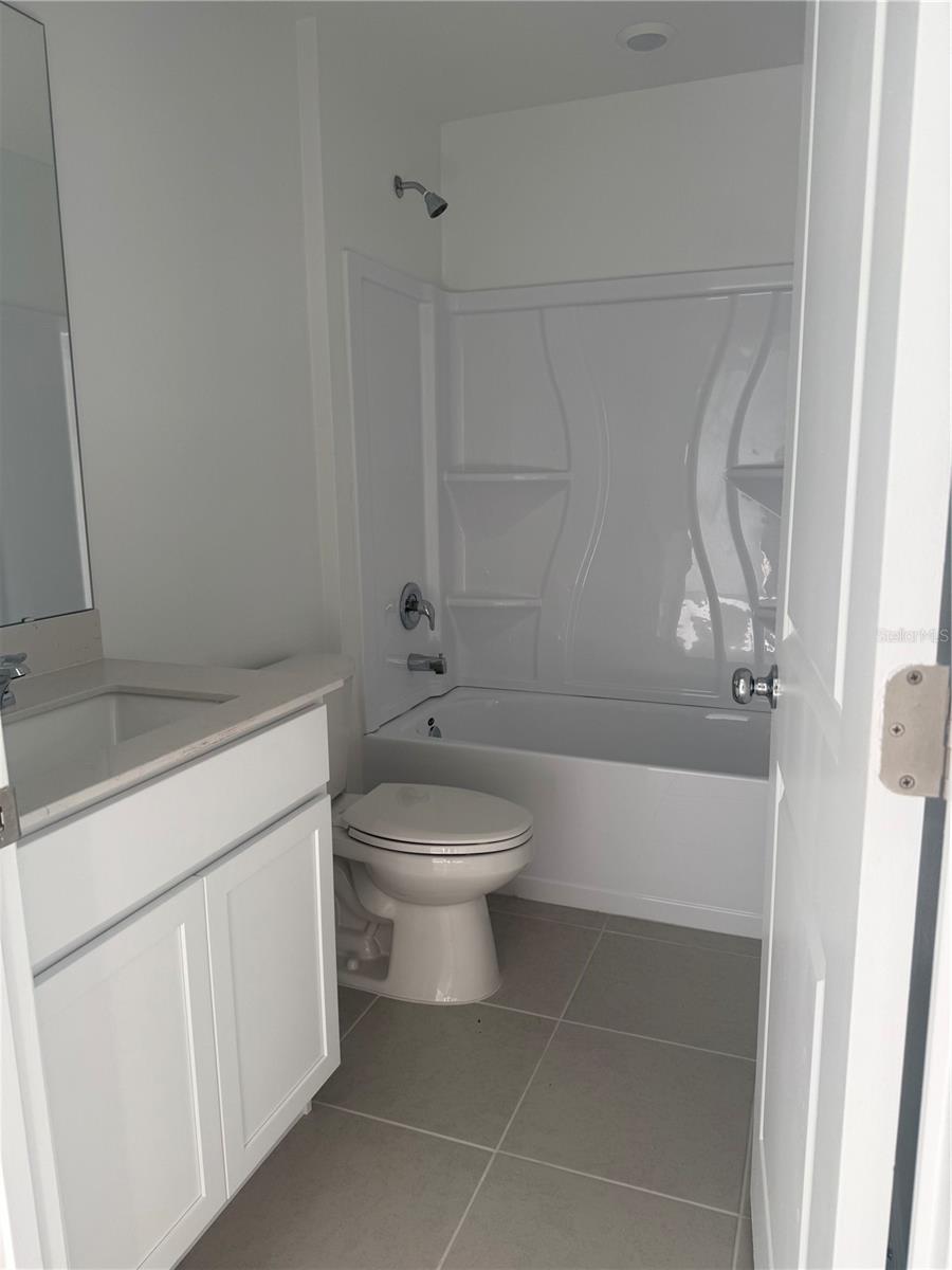 HUNT CLUB/LK WALES PH 1 - Residential Lease