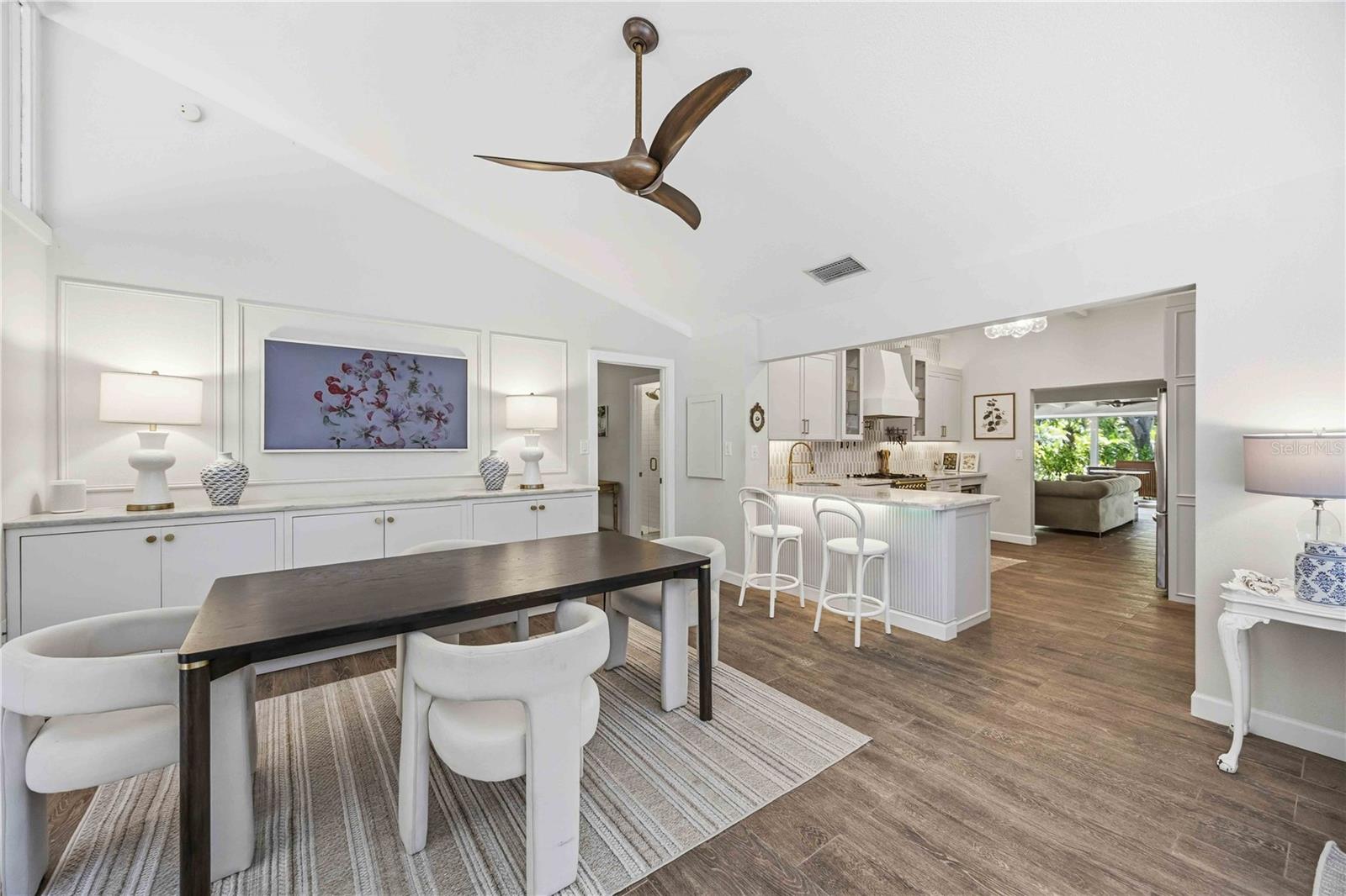 RIDGEWOOD - Residential