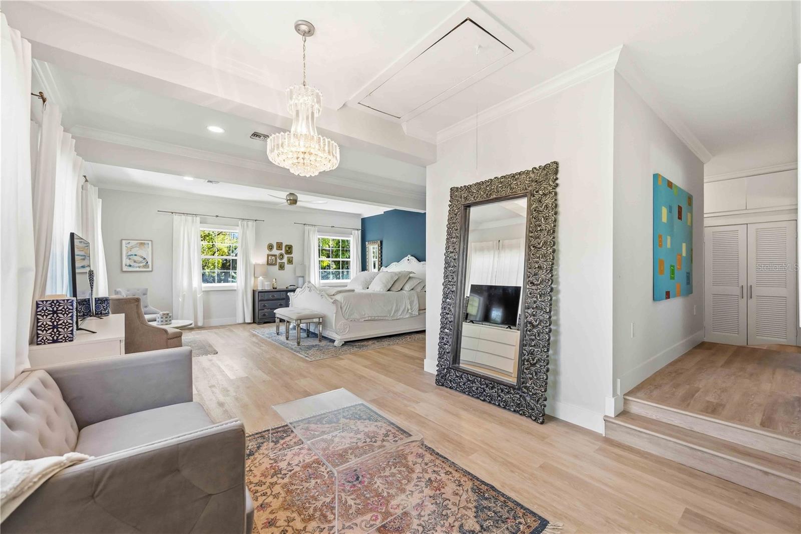 RIDGEWOOD - Residential