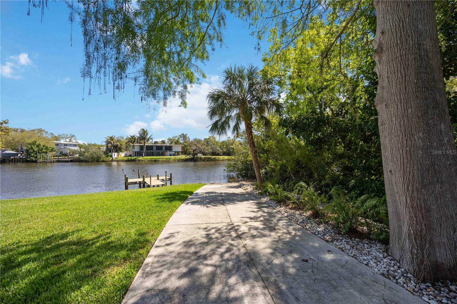 RIDGEWOOD - Residential