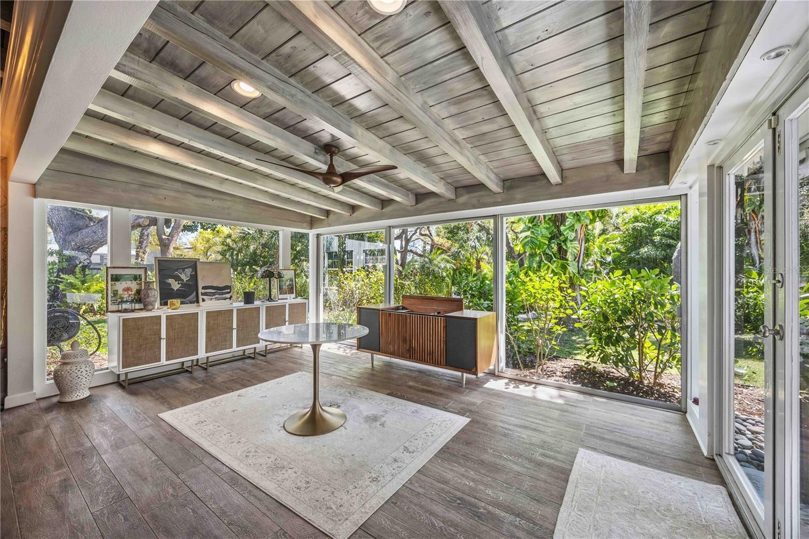 RIDGEWOOD - Residential