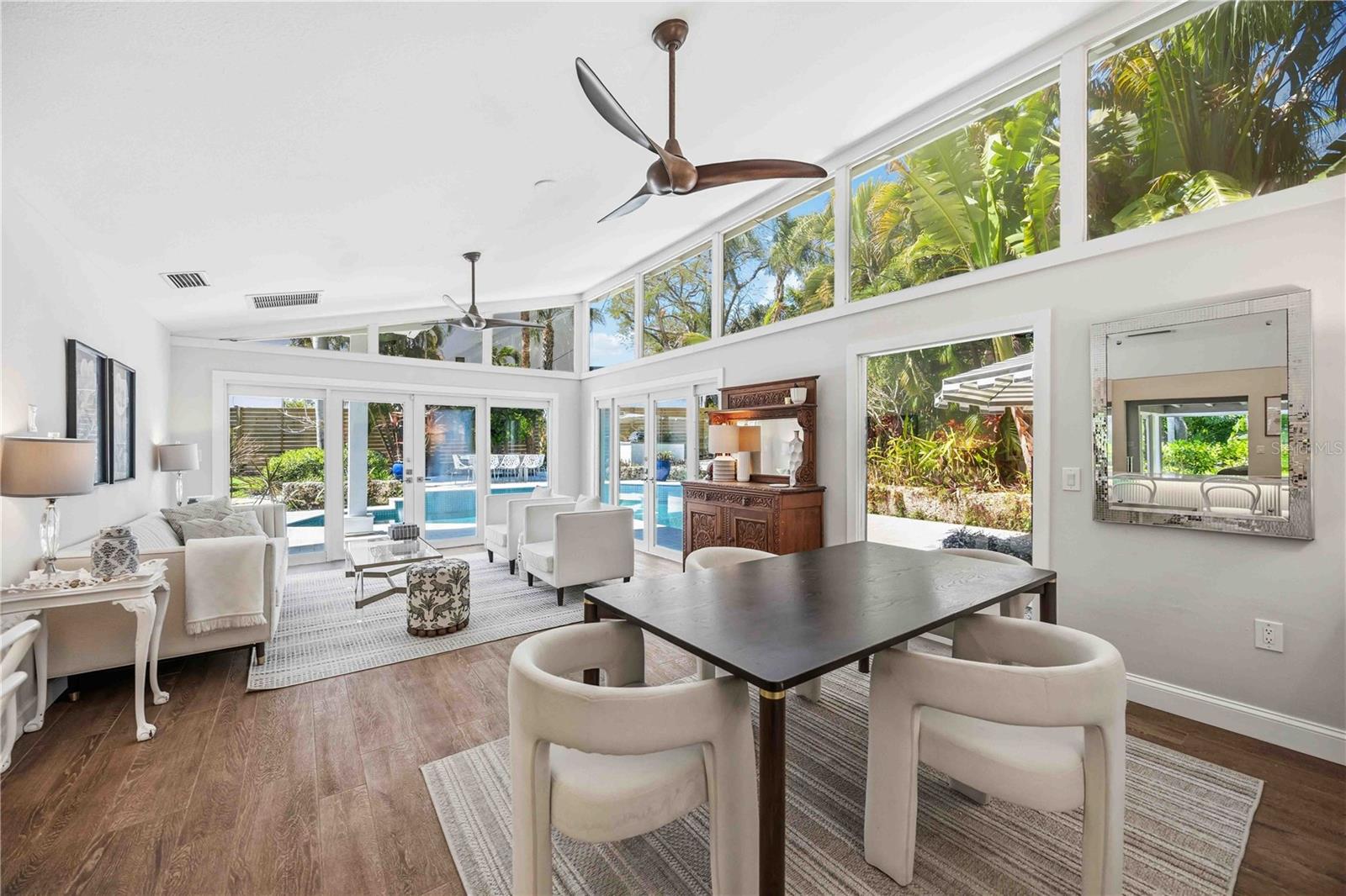 RIDGEWOOD - Residential