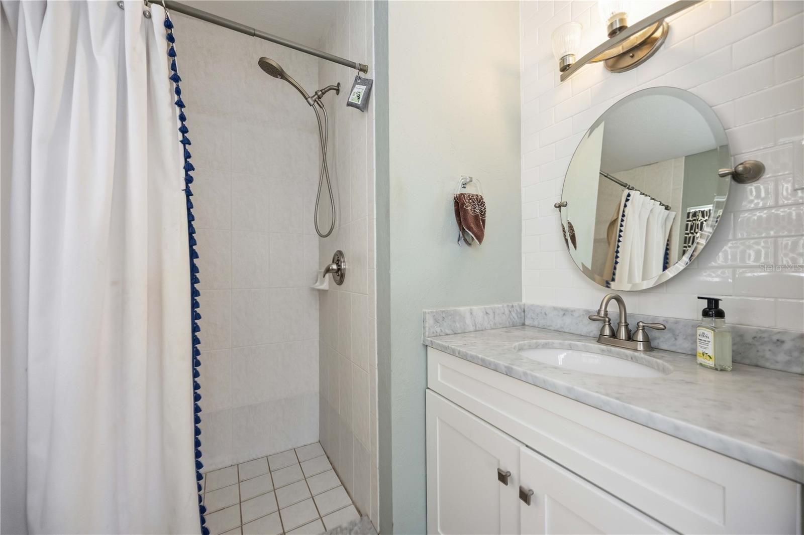 RIDGEWOOD - Residential