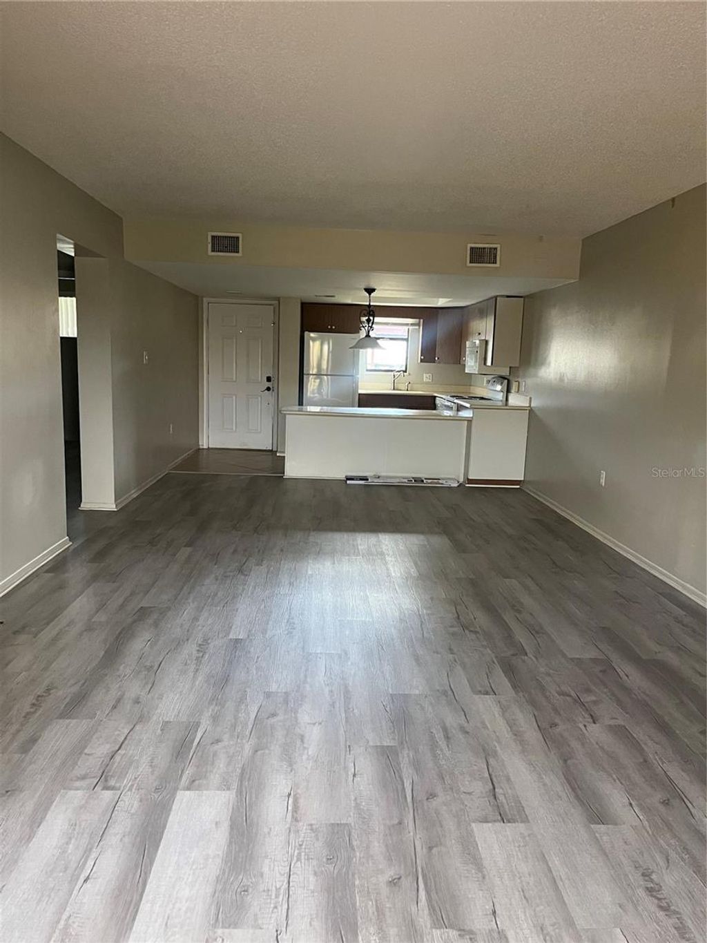 Photo of 4300 Baywood Boulevard #B105, Mount Dora, FL 32757 (MLS # G5107407)