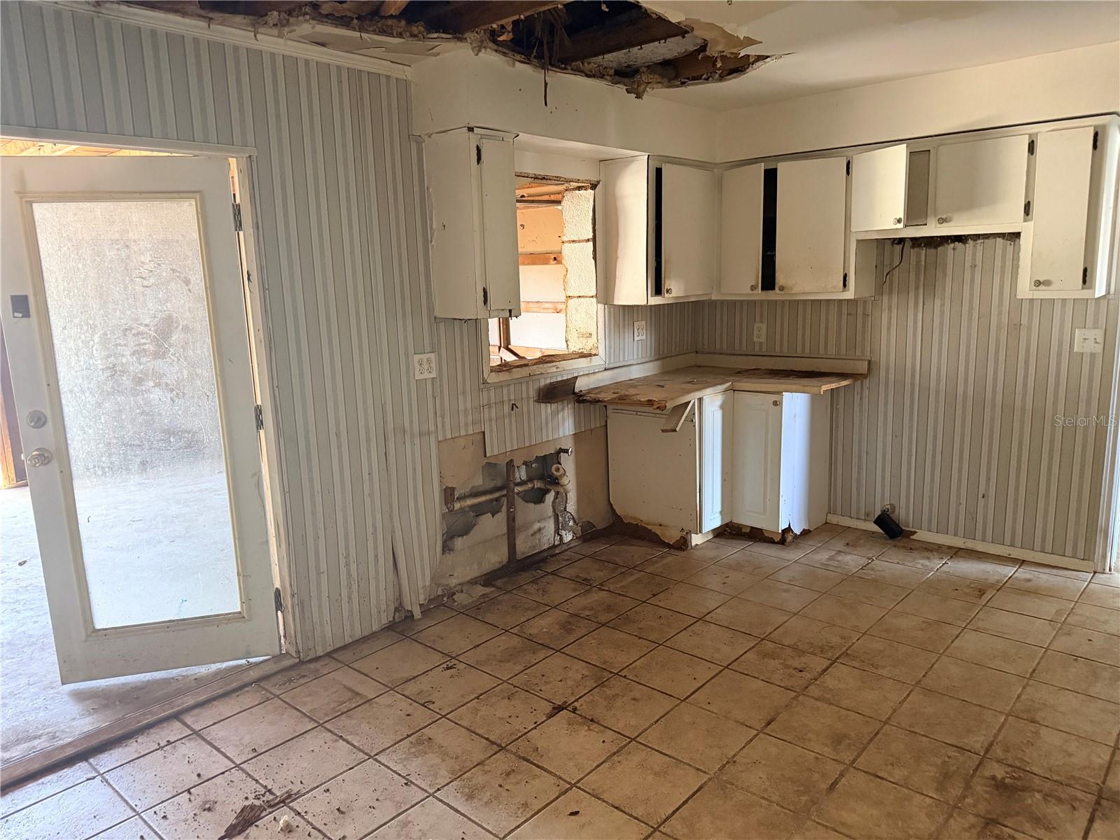 JAN PHYL VILLAGE - Residential