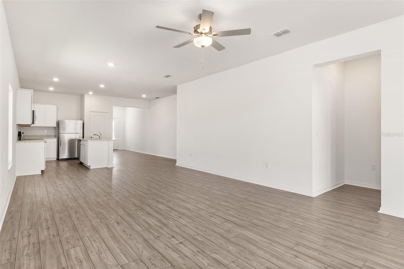 PEACH CROSSINGS - Residential
