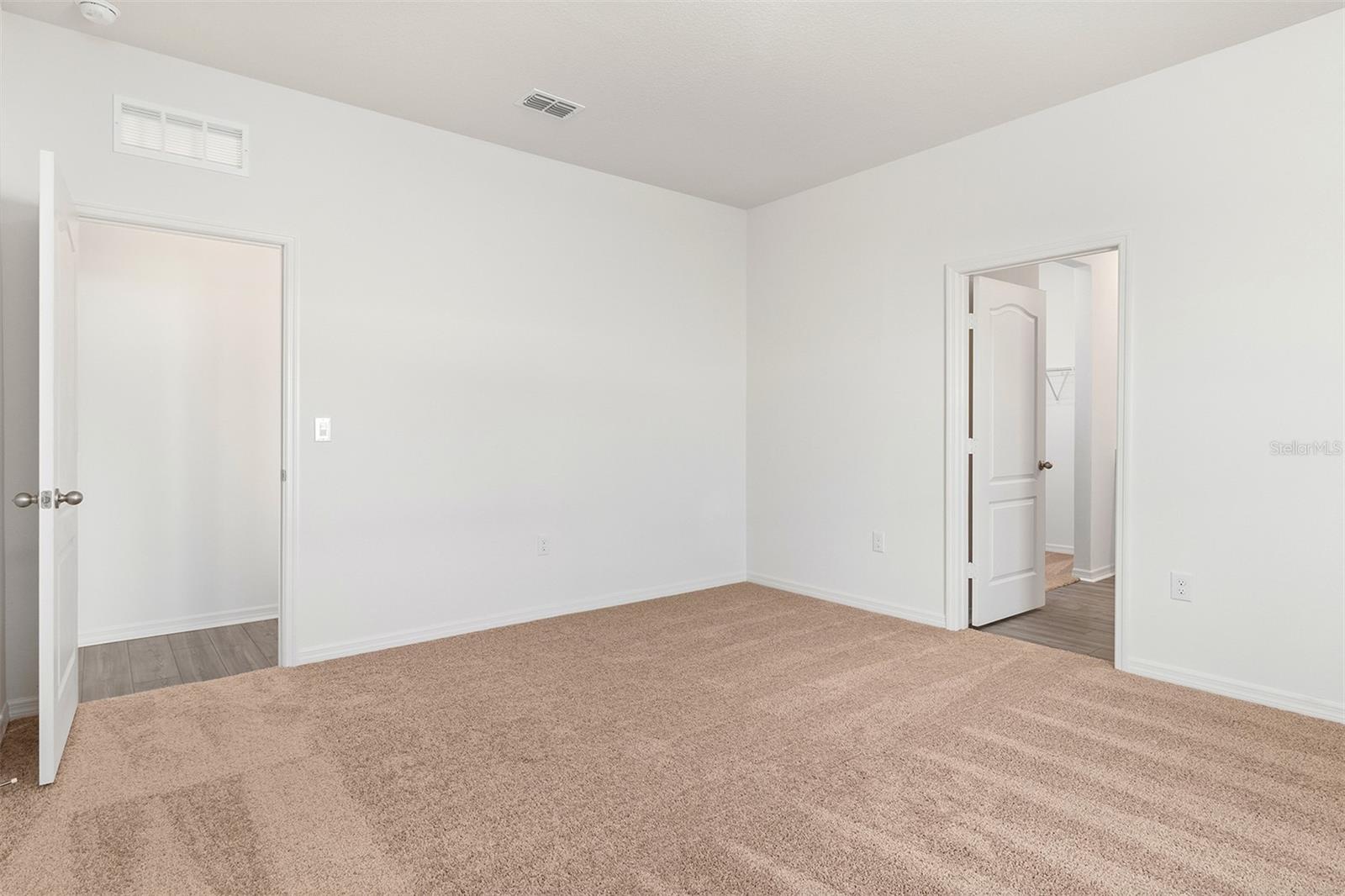 PEACH CROSSINGS - Residential