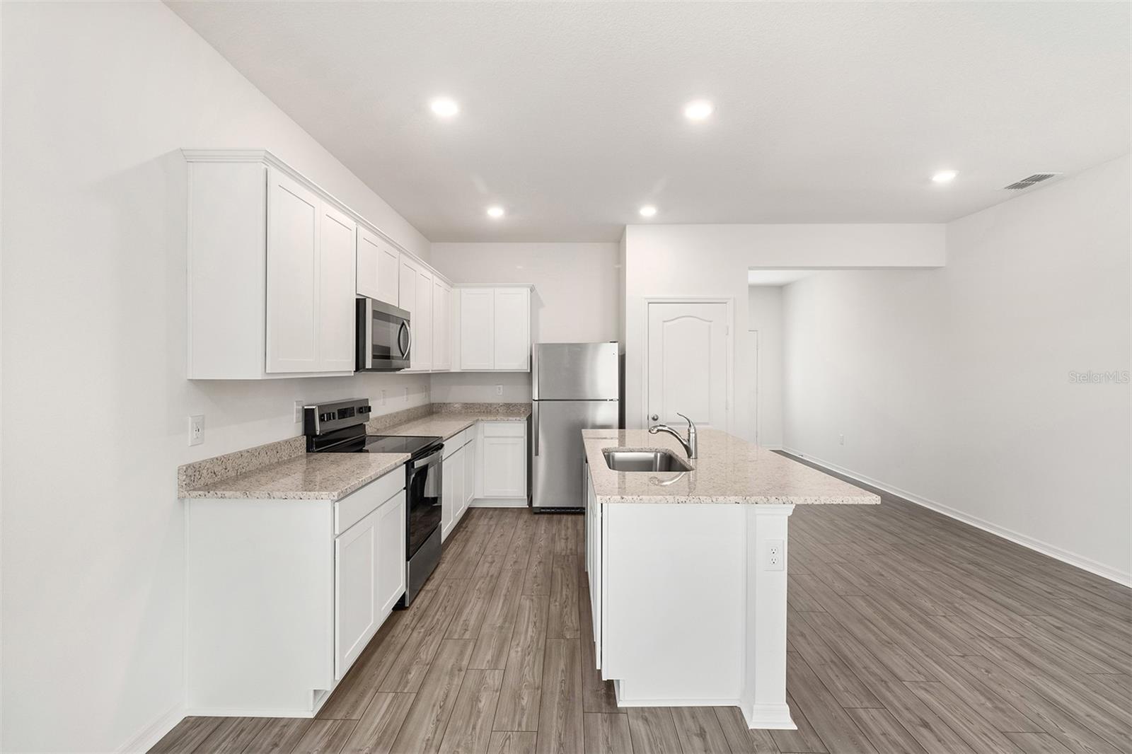 PEACH CROSSINGS - Residential