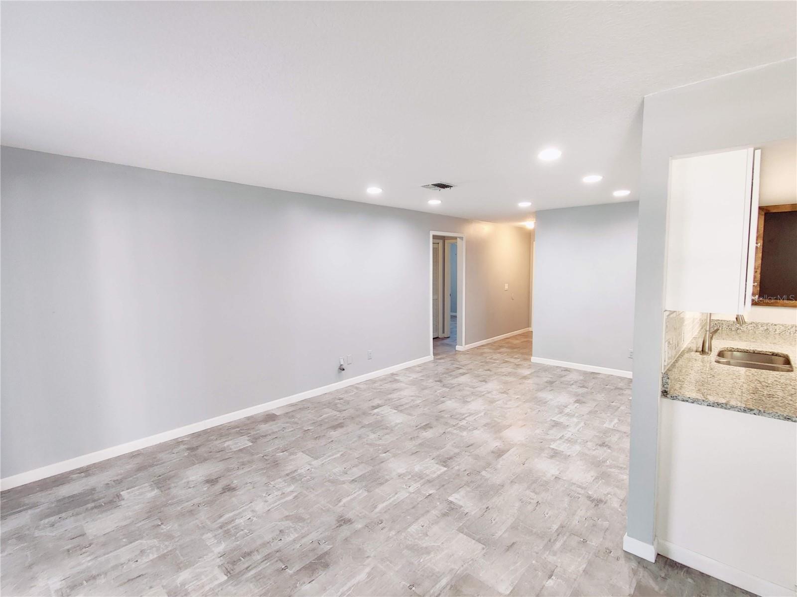 RIO PINAR LAKES PH 01 - Residential