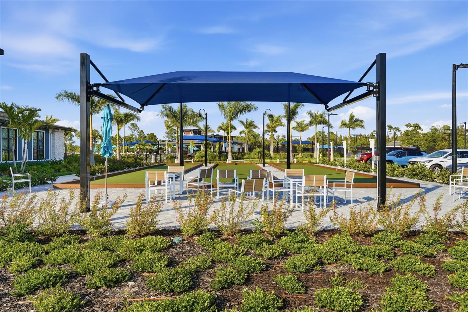 WELLEN PARK GOLF AND COUNTRY CLUB - Residential