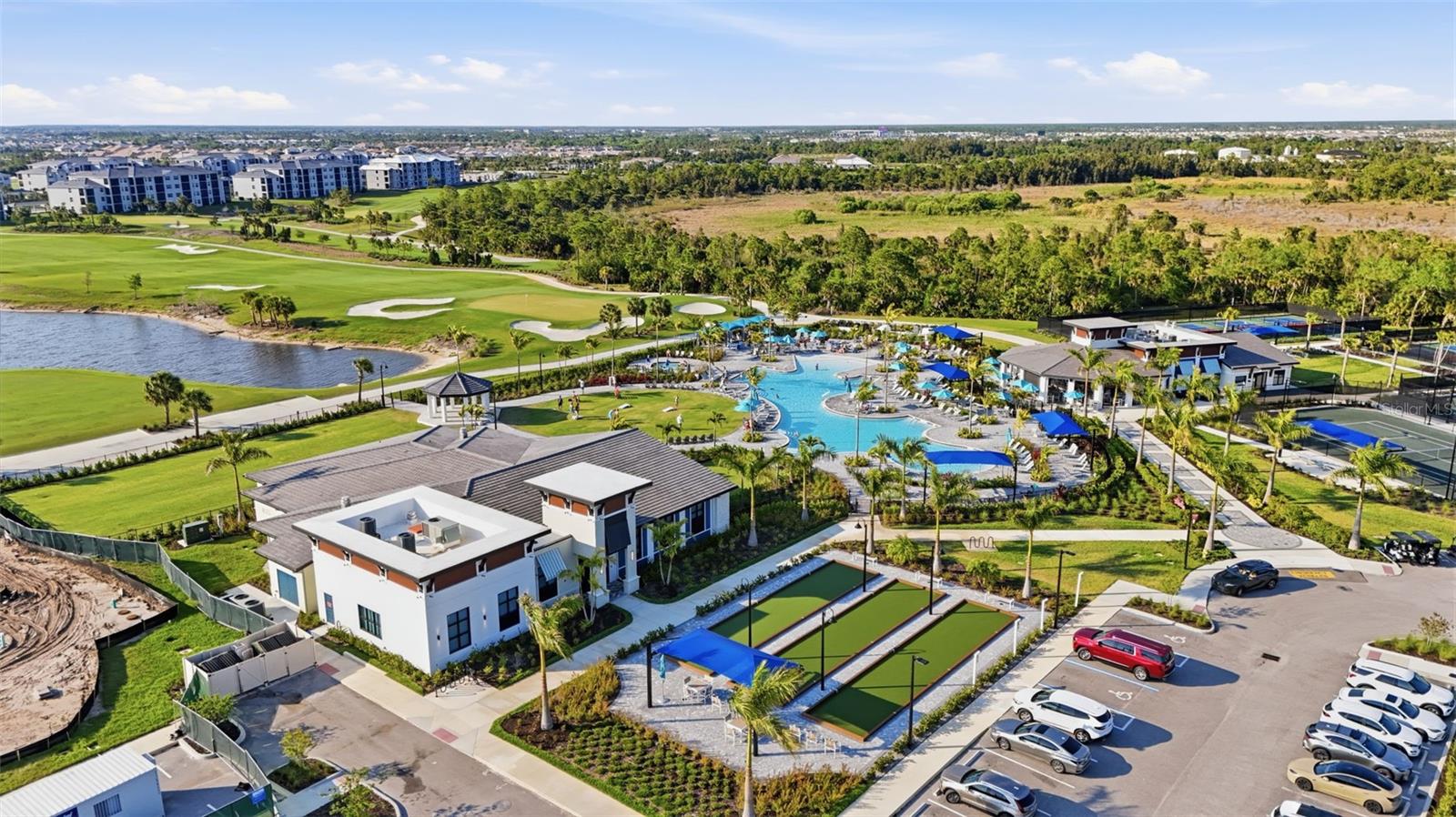 WELLEN PARK GOLF AND COUNTRY CLUB - Residential