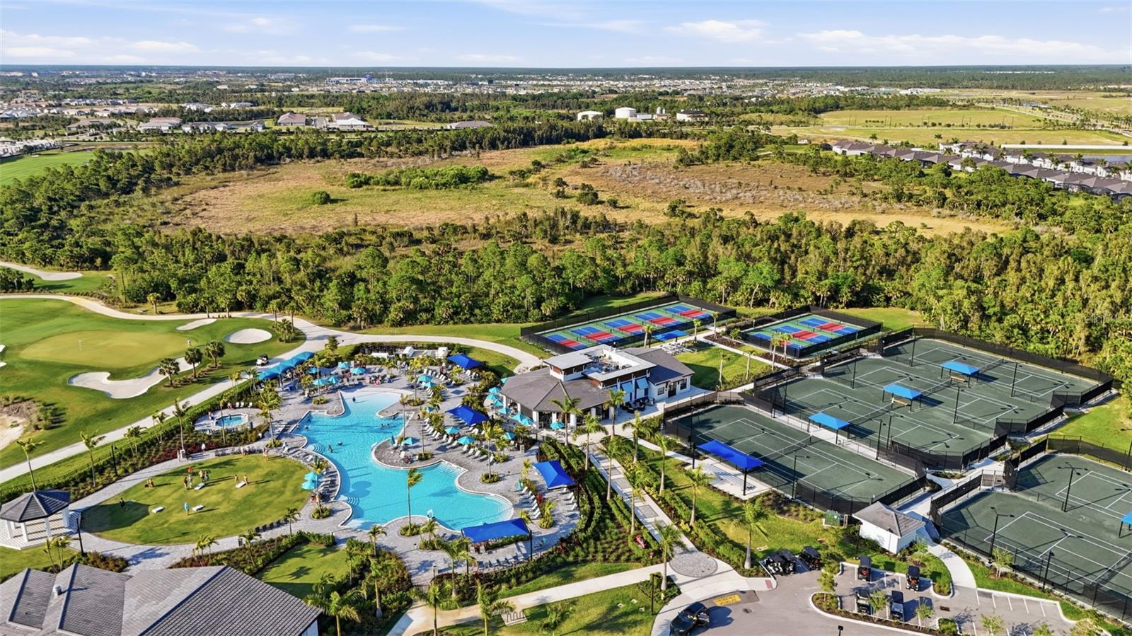 WELLEN PARK GOLF AND COUNTRY CLUB - Residential