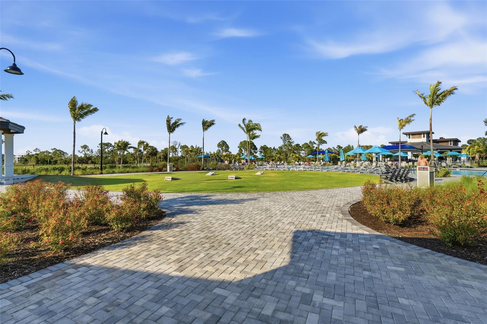 WELLEN PARK GOLF AND COUNTRY CLUB - Residential