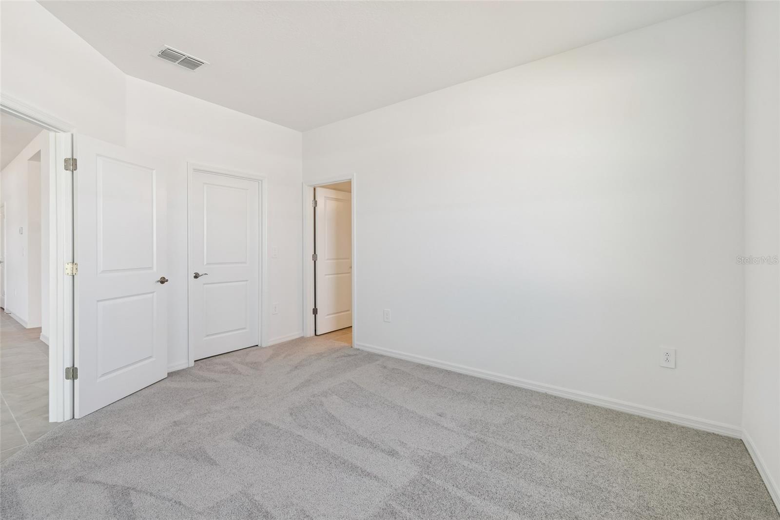 SOUTHPOINTE - Residential