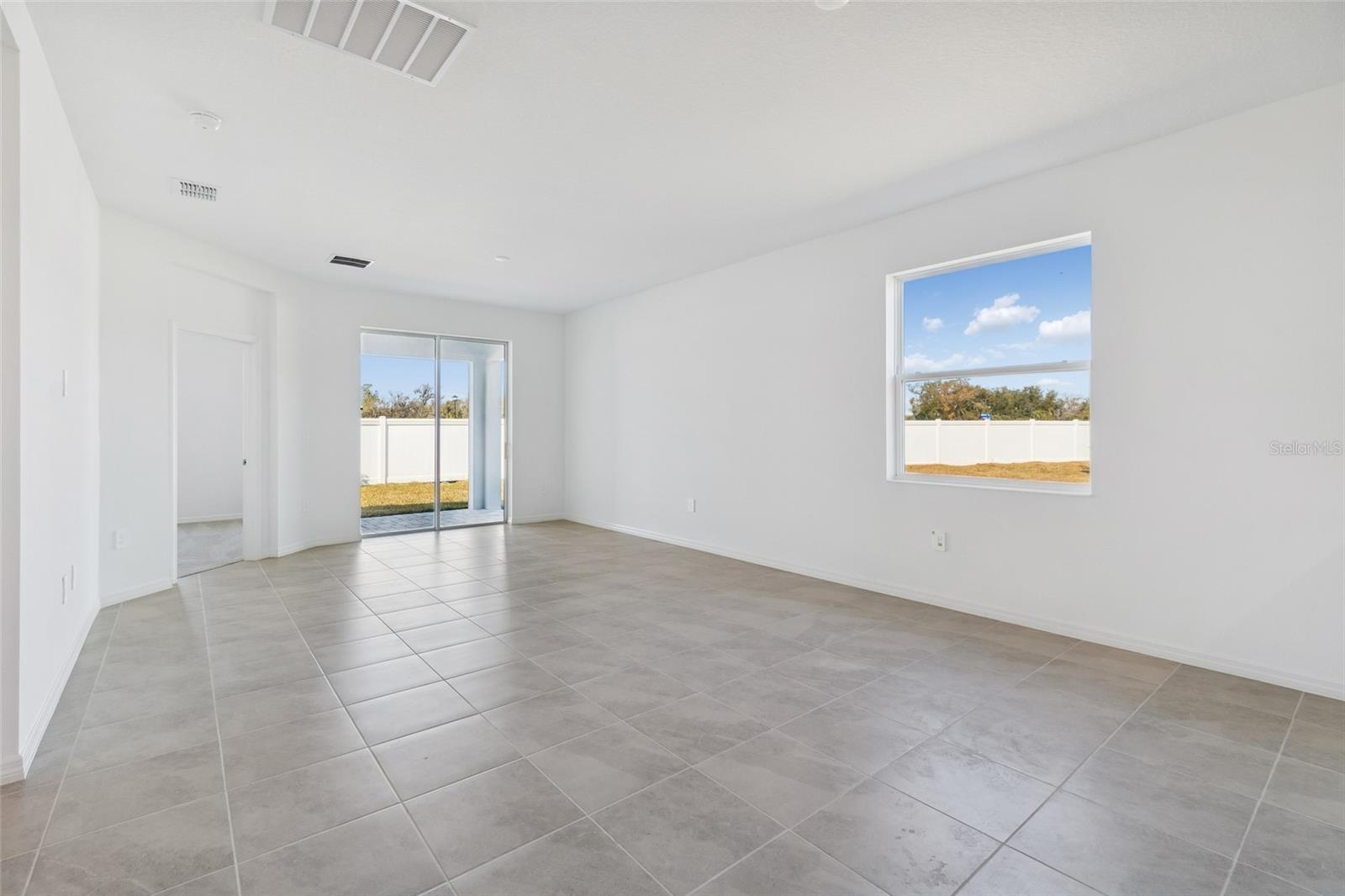 SOUTHPOINTE - Residential