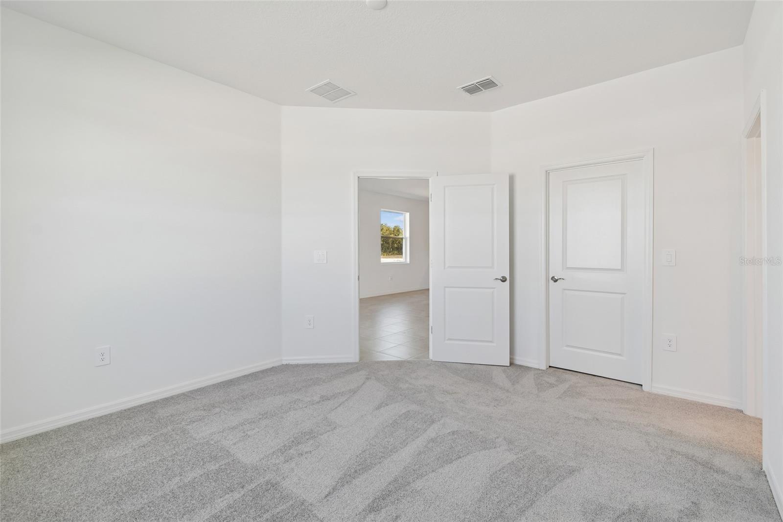 SOUTHPOINTE - Residential