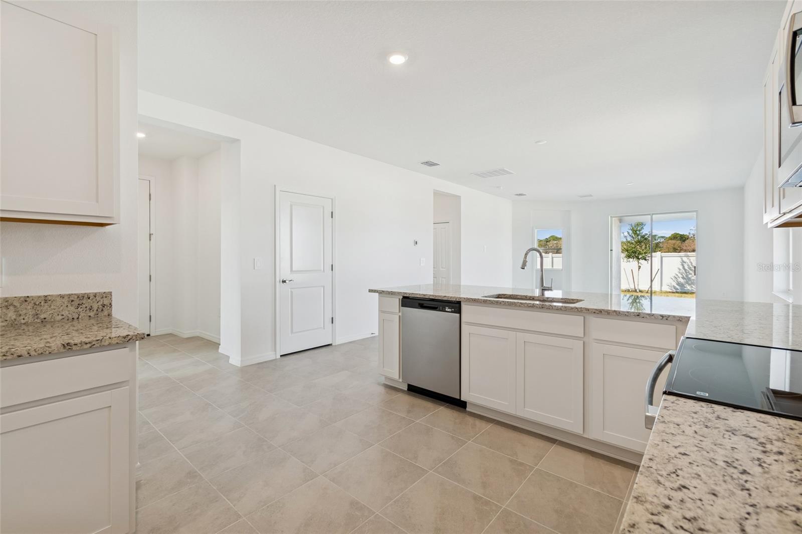 SOUTHPOINTE - Residential