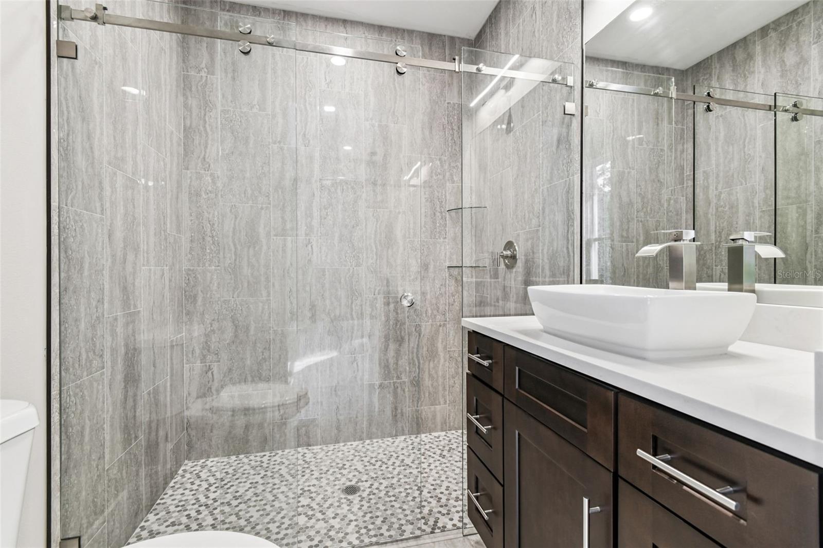 GARYS MRS T H ADD - Residential Lease