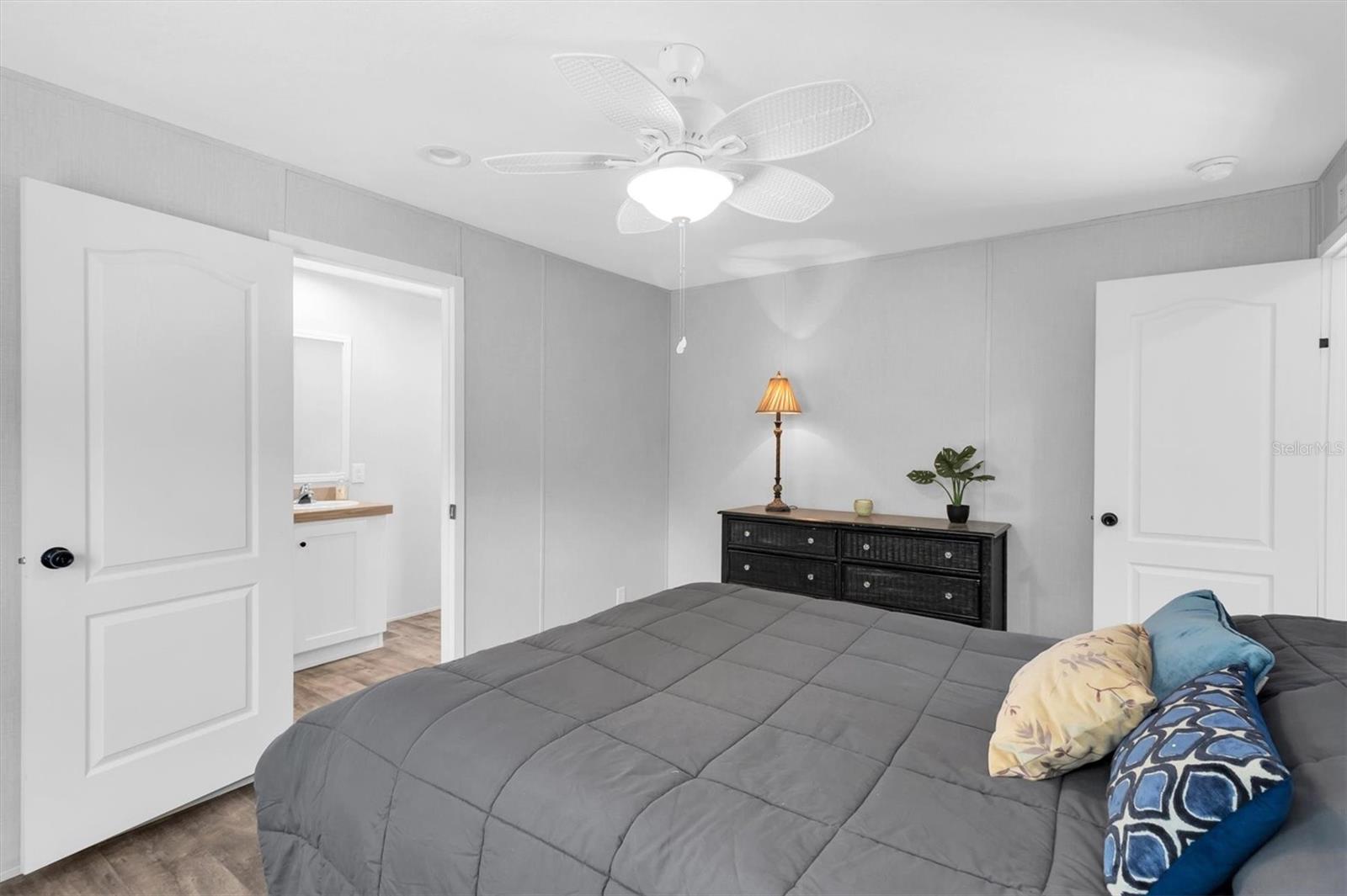 INDIAN OAKS HILLS - Residential
