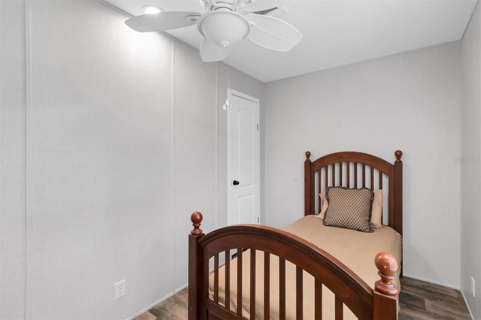 INDIAN OAKS HILLS - Residential