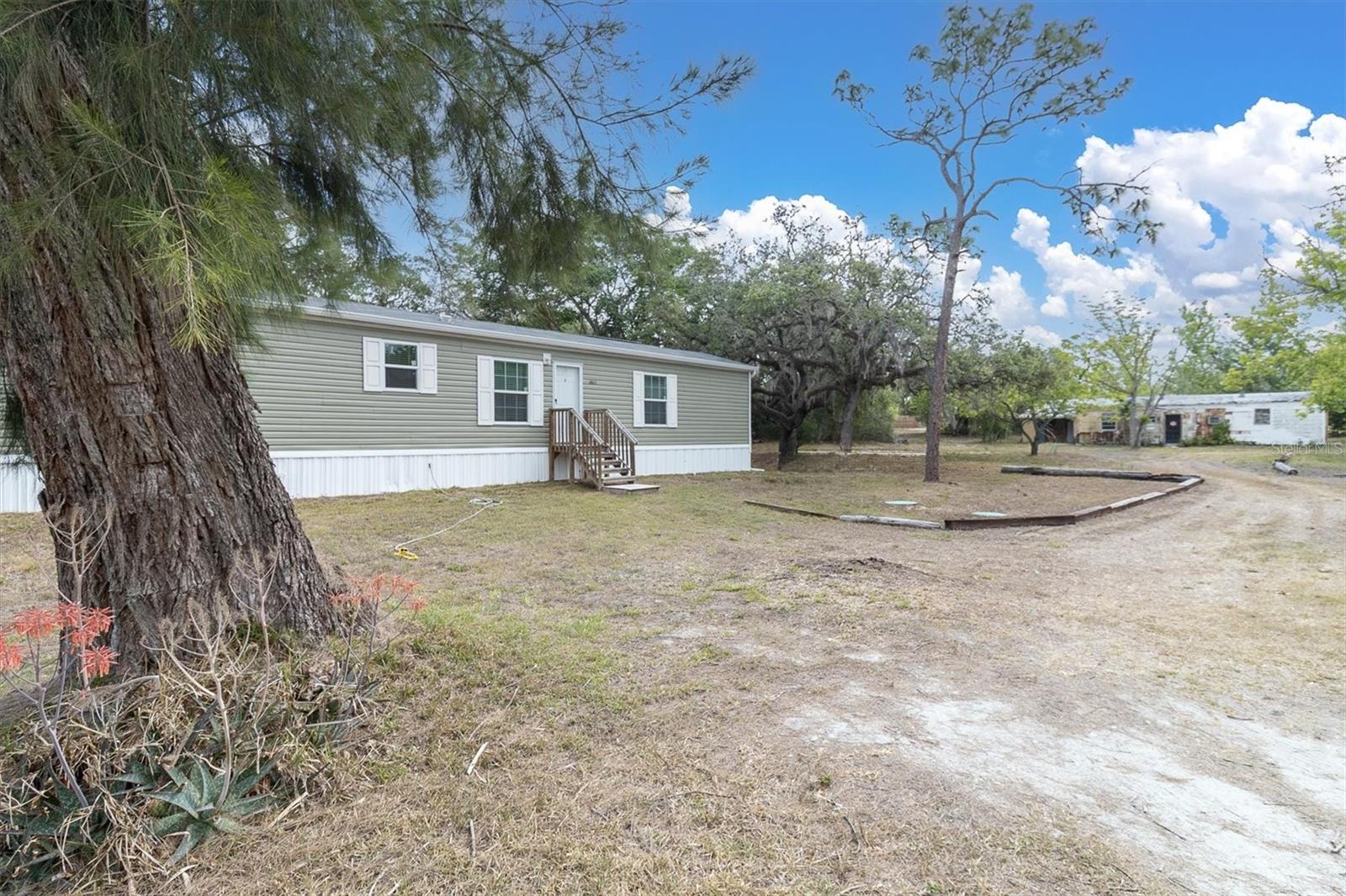 INDIAN OAKS HILLS - Residential