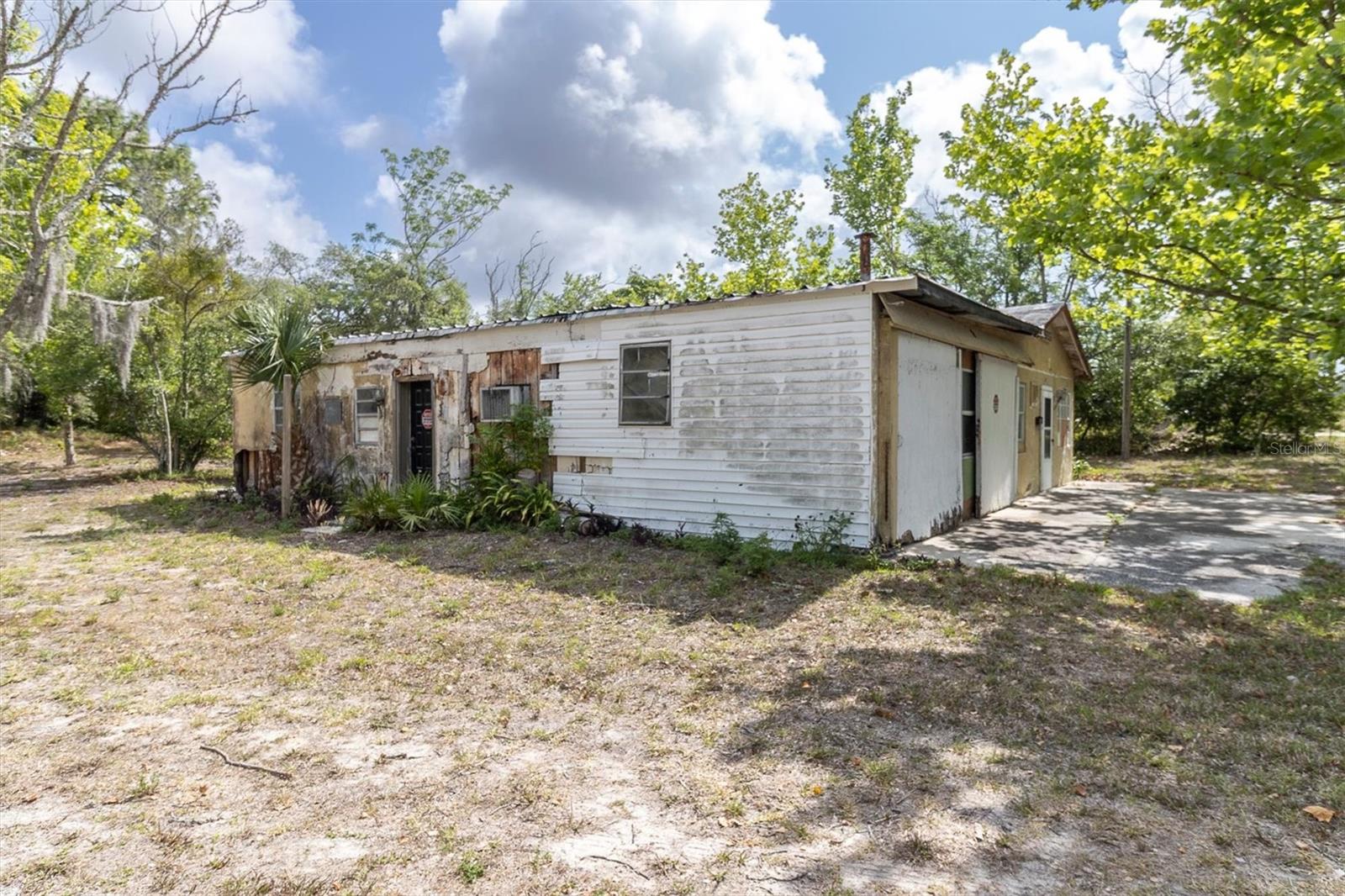 INDIAN OAKS HILLS - Residential