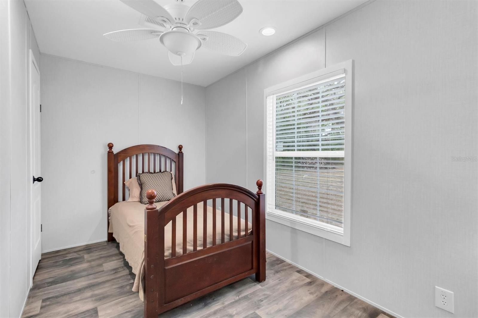 INDIAN OAKS HILLS - Residential