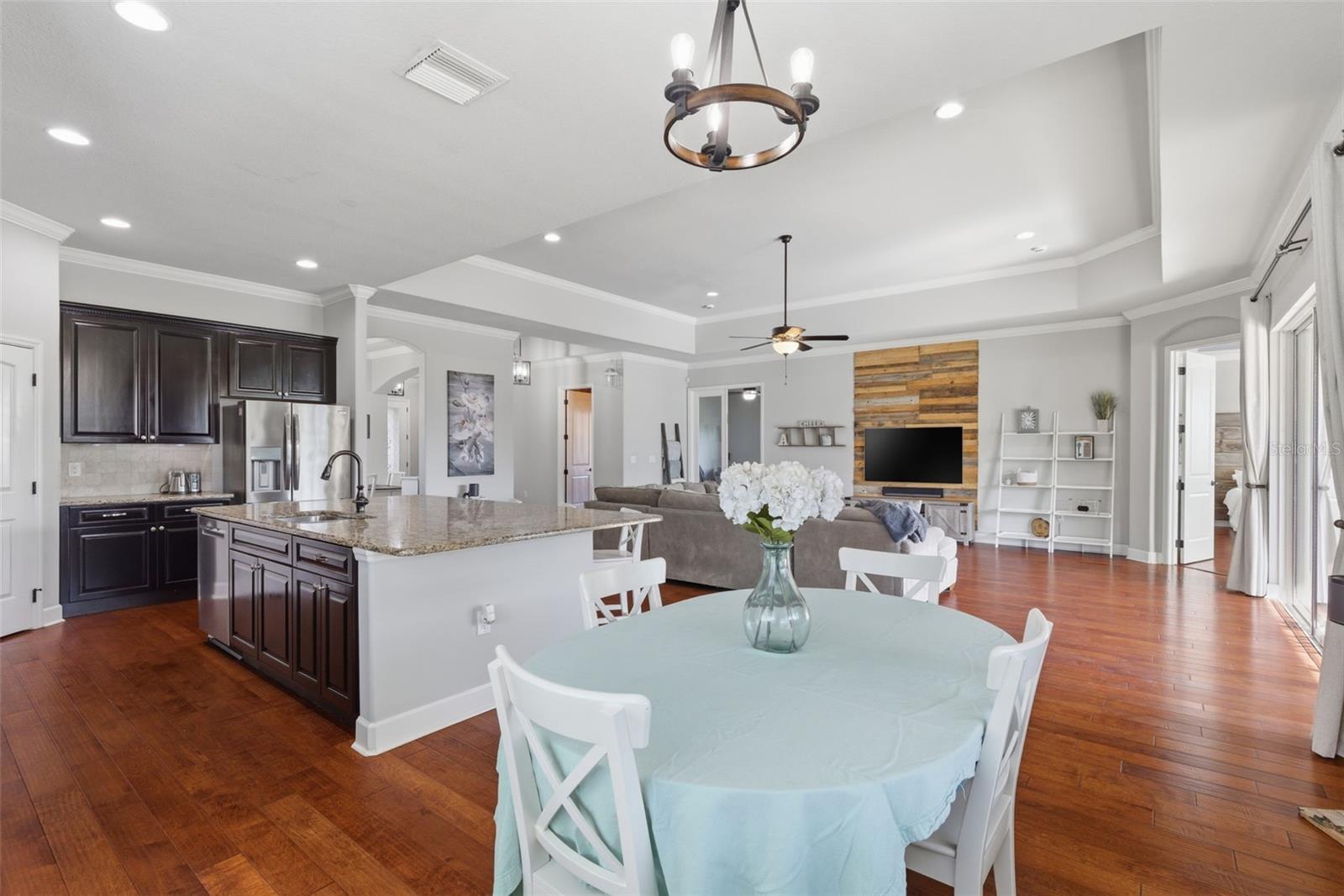 QUAIL HOLLOW ACREAGE - Residential