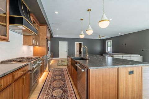 Tiny photo for 912 SE 6th Street, Ocala, FL 34471 (MLS # OM696686)