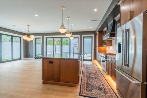 Tiny photo for 912 SE 6th Street, Ocala, FL 34471 (MLS # OM696686)