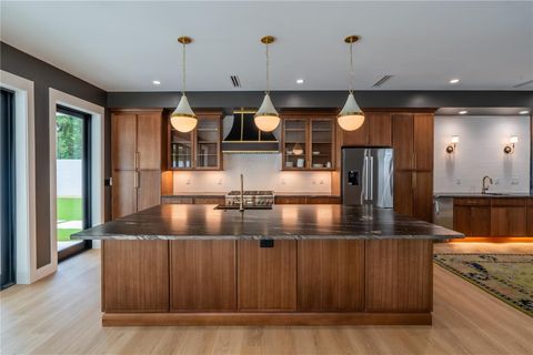 Tiny photo for 912 SE 6th Street, Ocala, FL 34471 (MLS # OM696686)