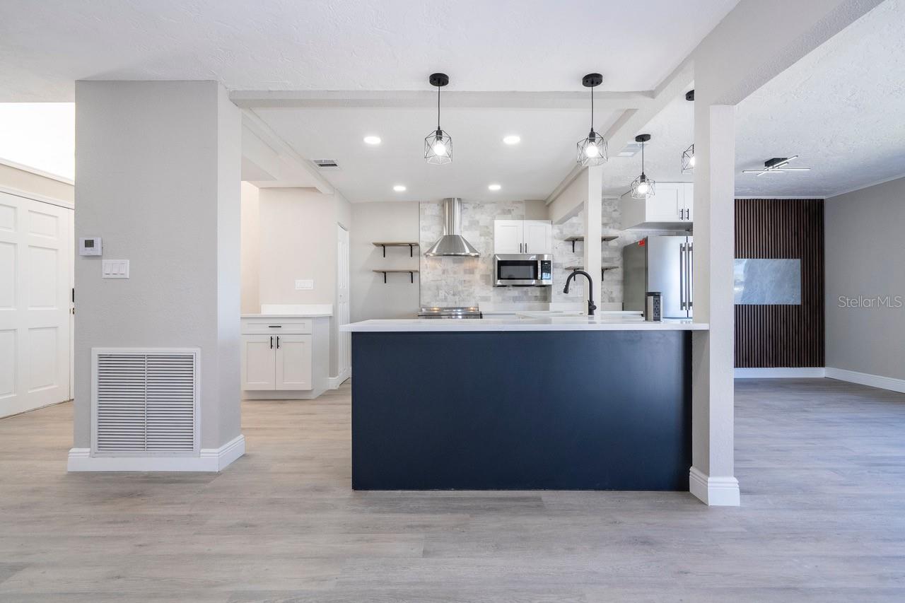 BAHIA SHORES 4TH ADD - Residential Lease