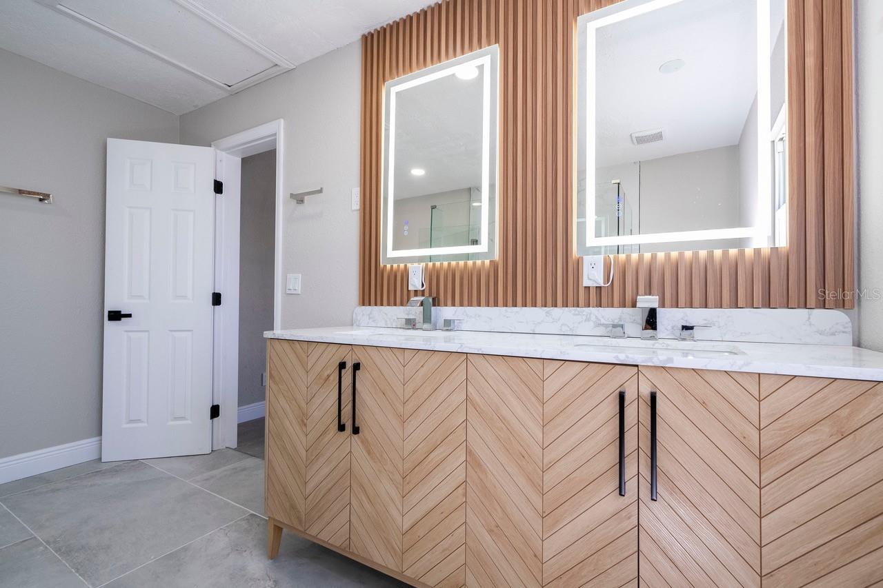 BAHIA SHORES 4TH ADD - Residential Lease