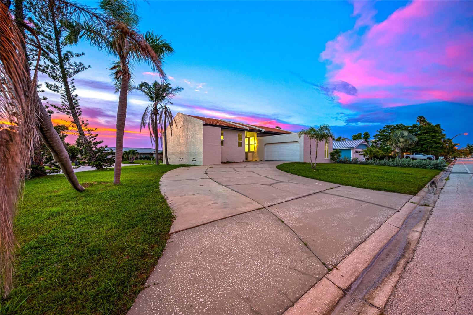 BAHIA SHORES 4TH ADD - Residential Lease