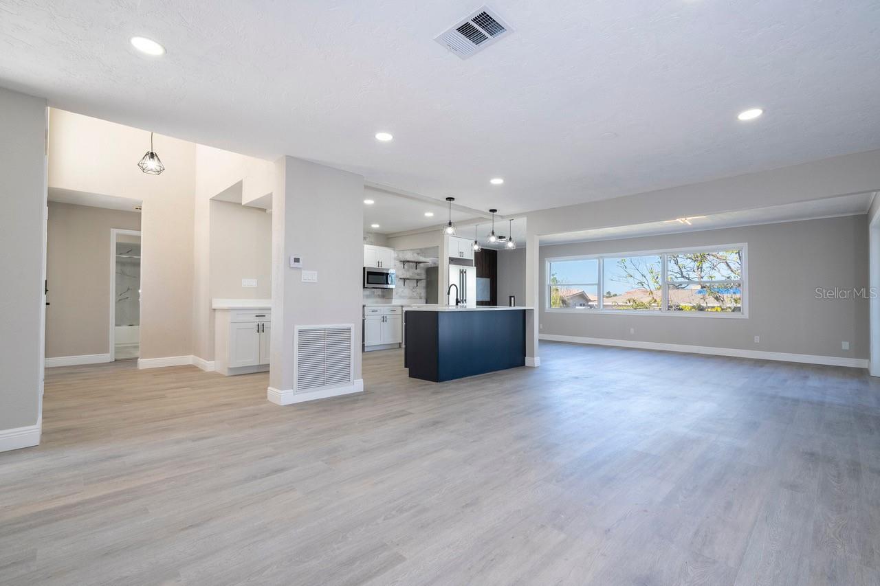 BAHIA SHORES 4TH ADD - Residential Lease