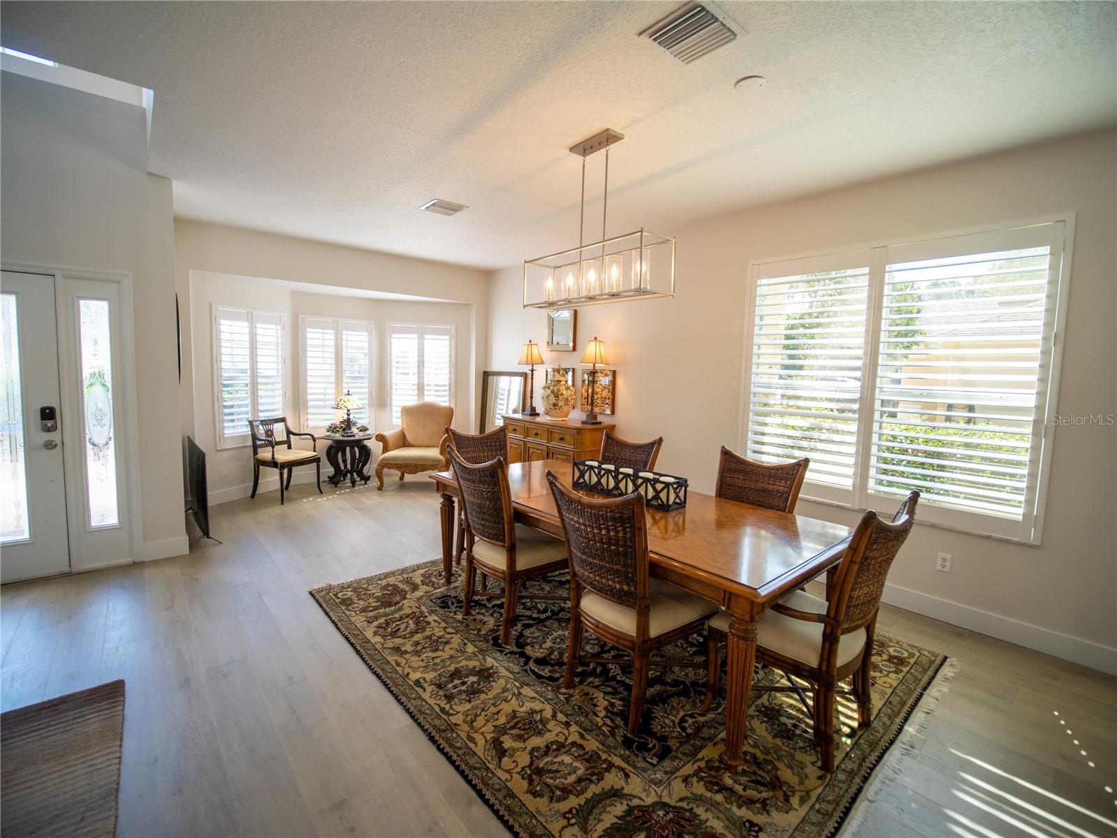 THE COVE - Residential