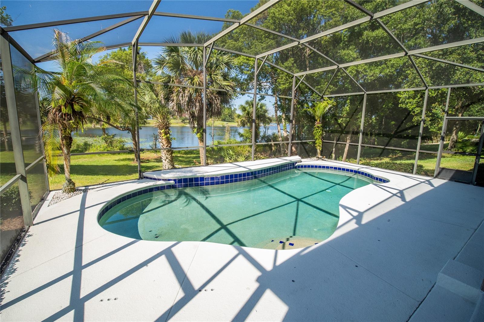 THE COVE - Residential
